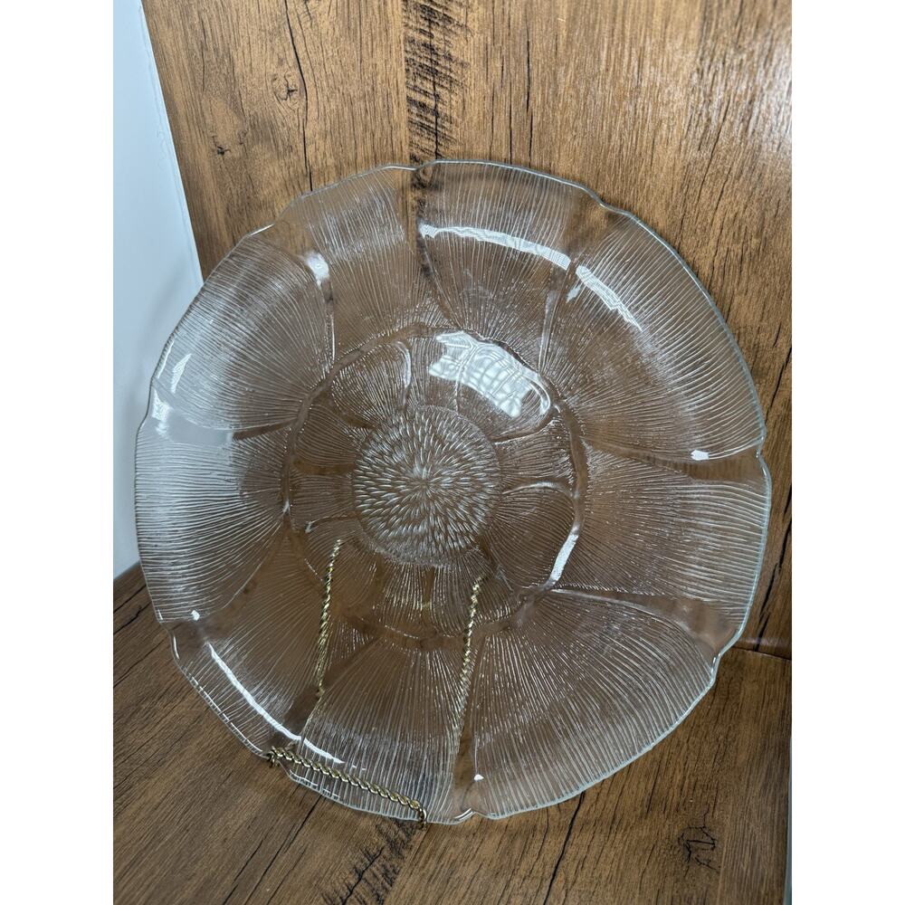 Vintage Arcoroc Fleur Clear Glass 13.25" Serving Platter